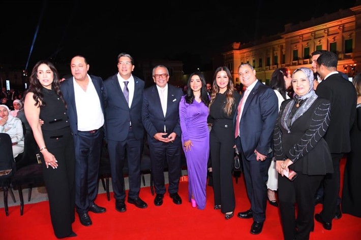 مدحت صالح يفتتح حفل قصر عابدين بـ ولا تسوى دموع و جاى على نفسك 