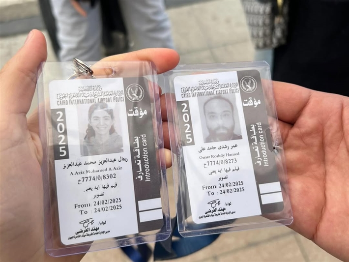 أجواء مرحة تجمع ريتال عبد العزيز بنجوم فيها إيه يعني ماجد الكدواني وغادة عادل ومصطفى غريب في الكواليس