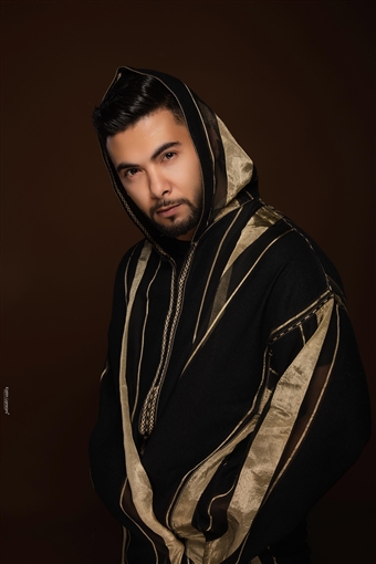 محمد رمضان ورونالدينيو في أغنية عالمية مع المغربي منعم السليماني ومخرج بوليوود غورانغ دوشي