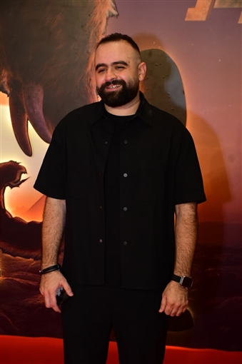 أمير كرارة وأحمد خالد صالح وجنات يساندون هنادي مهنا وأحمد صلاح حسني في عرض أوسكار عودة الماموث 