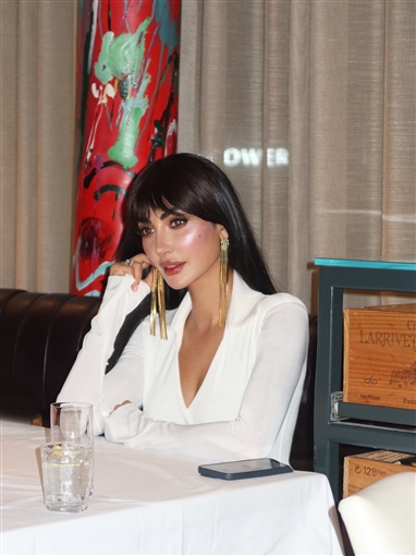  شرطة_الموضة: نور الغندور بفستان ضيق يظهر رشاقتها وحقيبة من Hermes سعرها 5 مليون جنيه