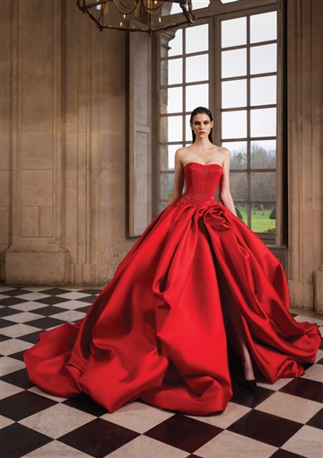  شرطة_الموضة: درة بفستان أزرق ملكي في افتتاح مهرجان الجونة ... سعره يصل إلى 223 ألف جنيه