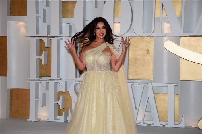 ليلى علوي ويسرا وبشرى ونجوم الفن يتألقون في حفل ختام مهرجان الجونة السينمائي ليلى علوي ويسرا وبشرى ونجوم الفن يتألقون في حفل ختام مهرجان الجونة السينمائي