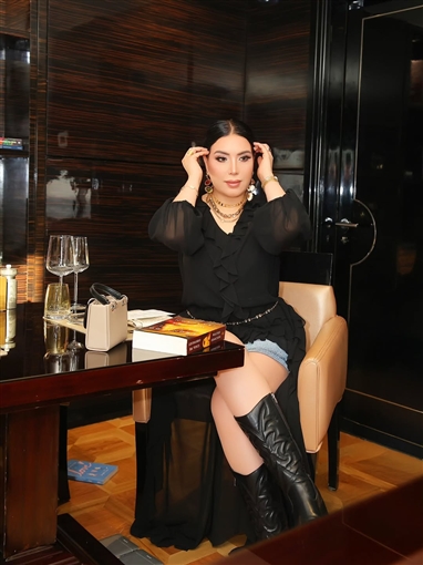 عبير صبري بإطلالة بوهيمية في جلسة تصوير جديدة عبير صبري بإطلالة بوهيمية في جلسة تصوير جديدة