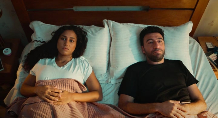 مايا مرسي تكشف السيناريو الواقعي لمسلسل كارثة طبيعية : يبدأ بدعم نقدي وعيني لـ محمد و شروق ويستمر حتى بلوغ الأطفال سن المدرسة