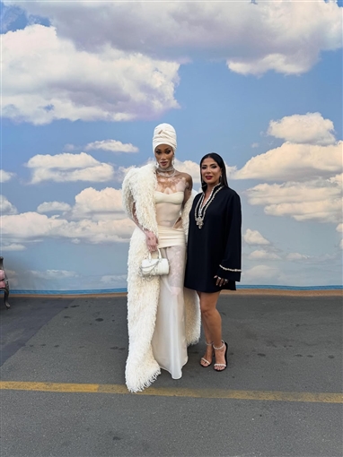  شرطة_الموضة: منى زكي بإطلالة تحمل توقيع زهير مراد في احتفالية Vogue World: Hollywood بلوس أنجلوس