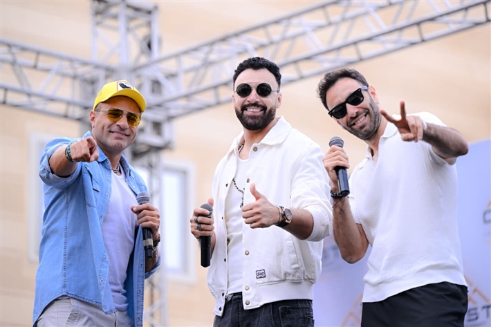 فريق واما يستقبل الطلاب الجدد بـ: فاطومة و يا قلبي و نجمة معدية 