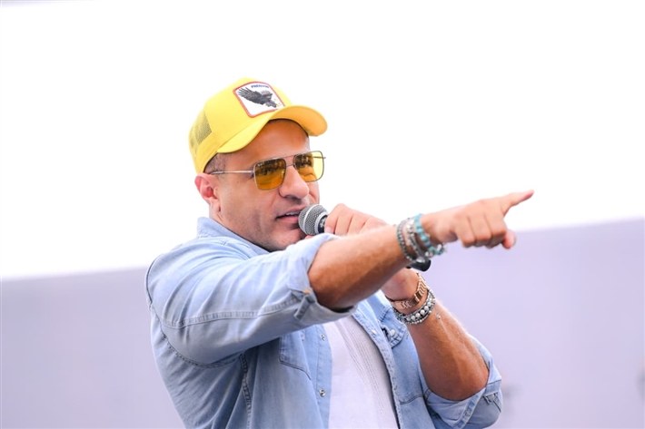 فريق واما يستقبل الطلاب الجدد بـ: فاطومة و يا قلبي و نجمة معدية 