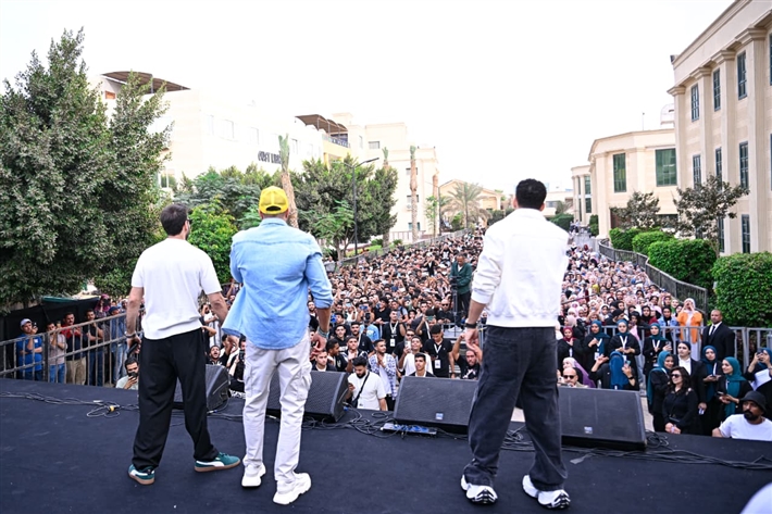 فريق واما يستقبل الطلاب الجدد بـ: فاطومة و يا قلبي و نجمة معدية 