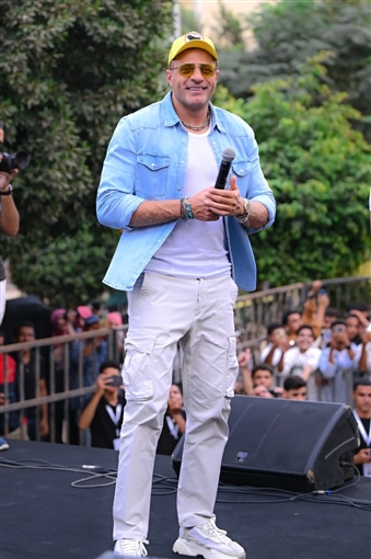 فريق واما يستقبل الطلاب الجدد بـ: فاطومة و يا قلبي و نجمة معدية 