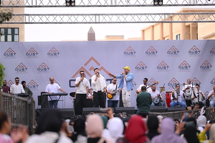 فريق واما يستقبل الطلاب الجدد بـ: فاطومة و يا قلبي و نجمة معدية 