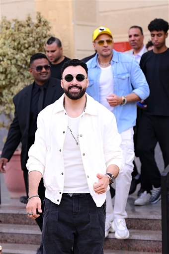 فريق واما يستقبل الطلاب الجدد بـ: فاطومة و يا قلبي و نجمة معدية 