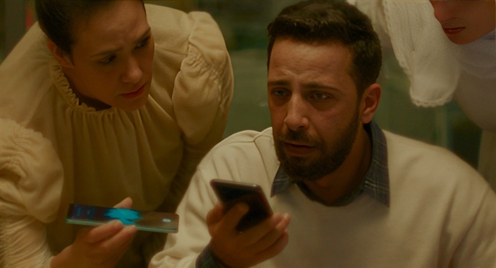 من فيلك (صوت هند رجب)