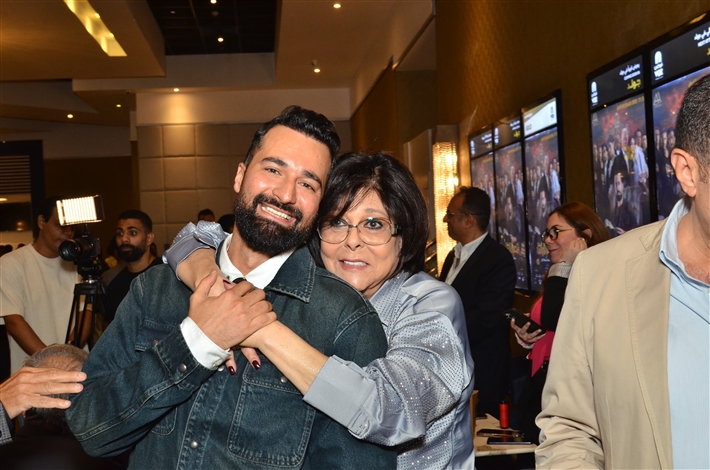 بحضور إسعاد يونس ... أحمد حاتم ومايان السيد وأبطال فيلم قصر الباشا يحتفلون بالعرض الخاص