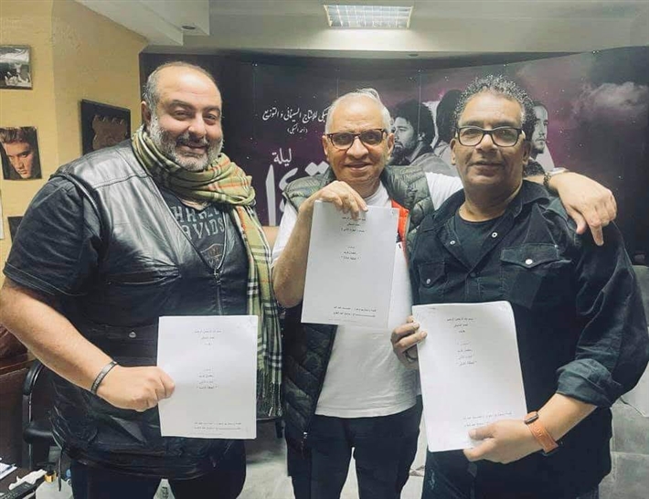 مؤلف اللمبي ورحل بعد أشهر من رحيل صديقه سامح عبد العزيز ... من هو السيناريست الراحل أحمد عبد الله؟