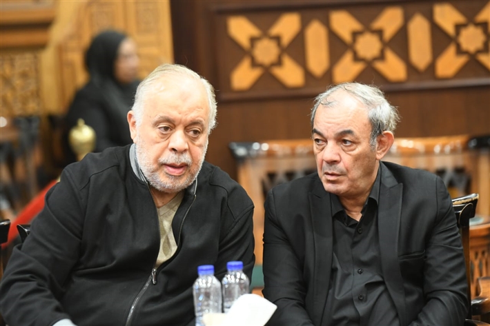 محمد هنيدي وبيومي فؤاد وأحمد السبكي أول حضور عزاء الراحل أحمد عبد الله