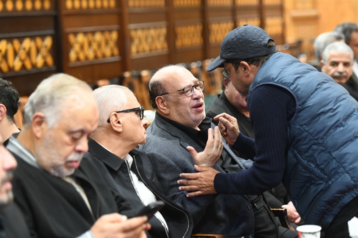 محمد هنيدي وبيومي فؤاد وأحمد السبكي أول حضور عزاء الراحل أحمد عبد الله