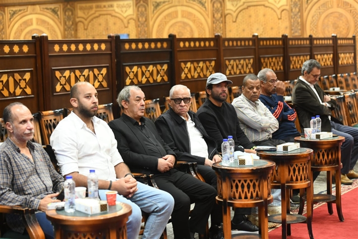 محمد هنيدي وبيومي فؤاد وأحمد السبكي أول حضور عزاء الراحل أحمد عبد الله