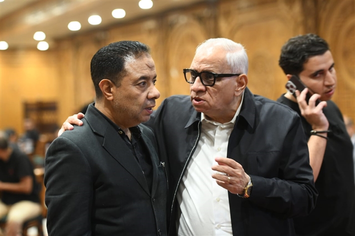 محمد هنيدي وبيومي فؤاد وأحمد السبكي أول حضور عزاء الراحل أحمد عبد الله