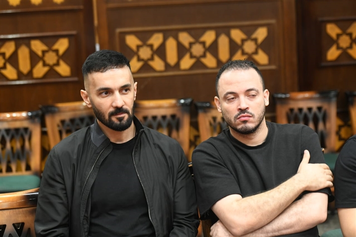 محمد رمضان وهاني رمزي وأحمد خالد صالح وأحمد فهيم في عزاء أحمد عبد الله