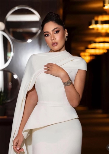 تفاصيل إطلالة ندى موسى في معرض أنا عربية ... تصميم أيمن لحموني وتنسيق إيهاب العادلي