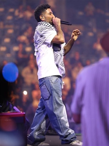 أحمد سعد وتامر حسني يشعلان حماس جمهور حفلهما في ألمانيا