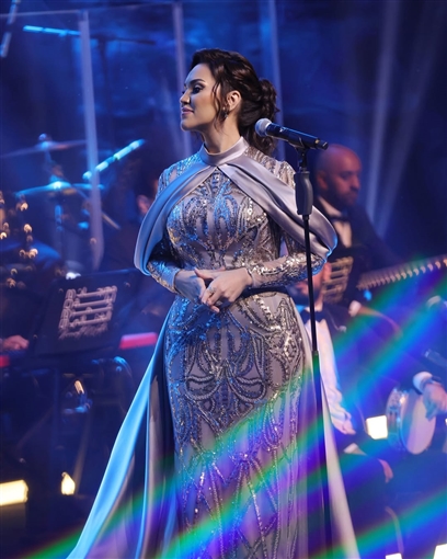 مي فاروق تتألق في الكويت في حفل مهرجان ليلة عمر 