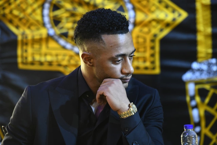 محمد سعد وعمرو سعد وميرفت أمين من بينهم ... نجوم الفن يقدمون واجب العزاء لمحمد رمضان في وفاة والده