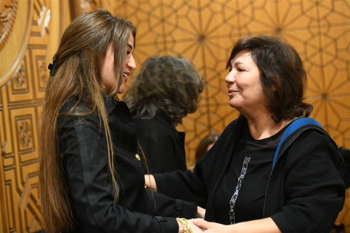 محمد سعد وعمرو سعد وميرفت أمين من بينهم ... نجوم الفن يقدمون واجب العزاء لمحمد رمضان في وفاة والده