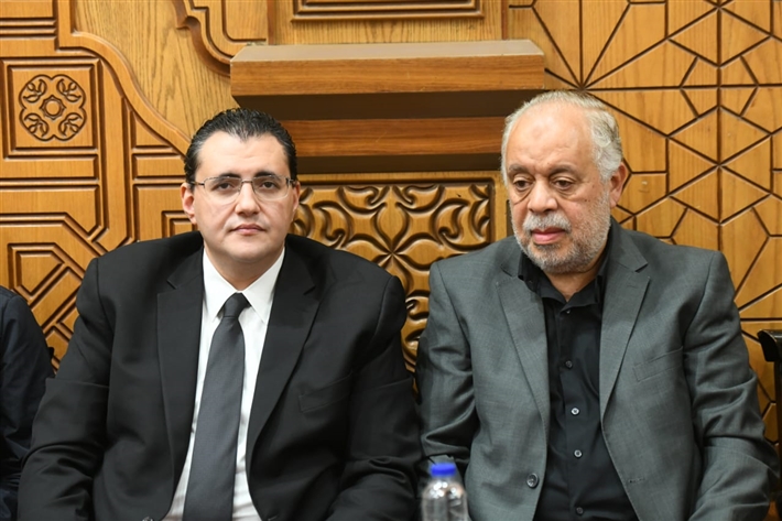 محمد سعد وعمرو سعد وميرفت أمين من بينهم ... نجوم الفن يقدمون واجب العزاء لمحمد رمضان في وفاة والده