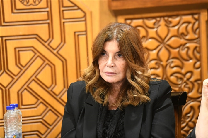 محمد سعد وعمرو سعد وميرفت أمين من بينهم ... نجوم الفن يقدمون واجب العزاء لمحمد رمضان في وفاة والده