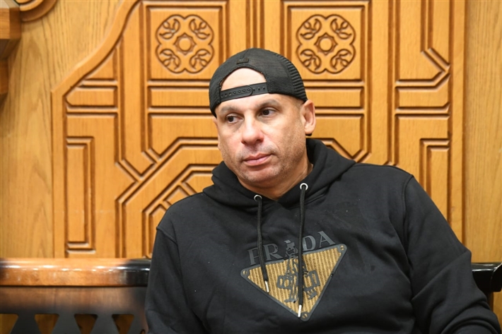 محمد سعد وعمرو سعد وميرفت أمين من بينهم ... نجوم الفن يقدمون واجب العزاء لمحمد رمضان في وفاة والده