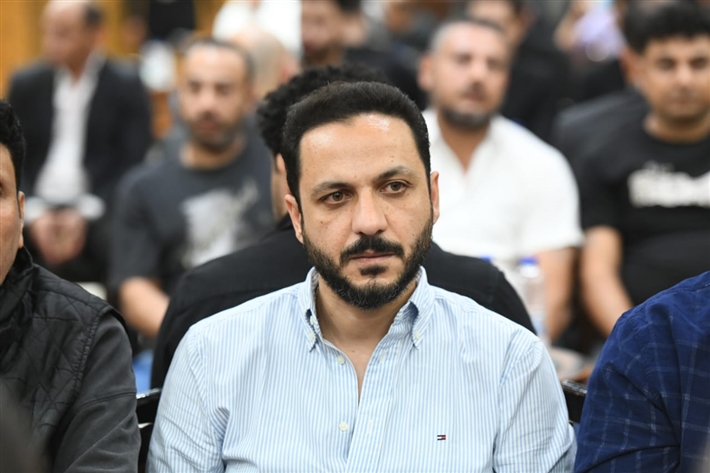 ياسر جلال وأحمد السقا وأحمد العوضي من بينهم ... محمد رمضان يستقبل عزاء والده من نجوم الفن