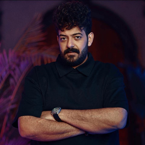 وفاة نجله أكبر صدمة في حياته وتمنى اللحاق به وتوفي بعده بعام ... من هو إسماعيل الليثي الذي فارق الحياة بعد حادث تصادم؟