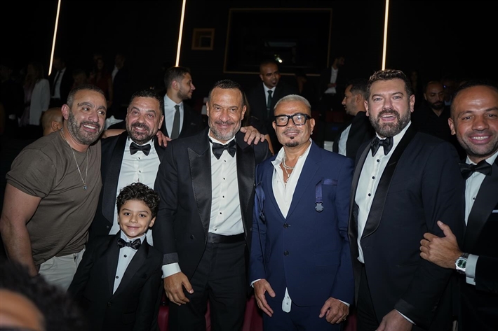 عمرو دياب وأحمد السقا والنجوم يحتفلون مع عمرو يوسف وأسماء جلال وطارق العريان بالعرض الخاص لفيلم السلم والثعبان 2 