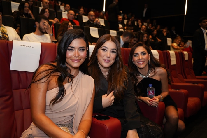 عمرو دياب وأحمد السقا والنجوم يحتفلون مع عمرو يوسف وأسماء جلال وطارق العريان بالعرض الخاص لفيلم السلم والثعبان 2 