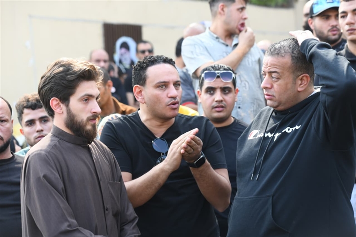 سعد الصغير وأحمد شيبة ومصطفى كامل وباسم سمرة من بينهم النجوم في جنازة إسماعيل الليثي