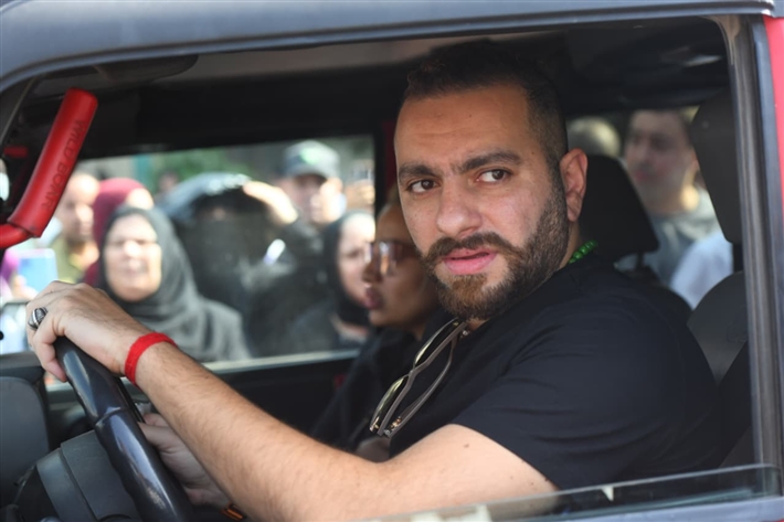 سعد الصغير وأحمد شيبة ومصطفى كامل وباسم سمرة من بينهم النجوم في جنازة إسماعيل الليثي