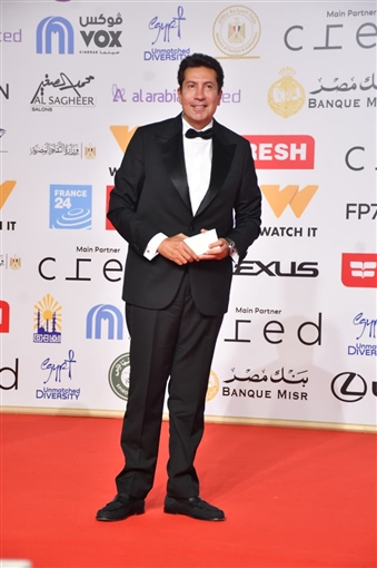 ليلى علوي ودرة وسلمى أبو ضيف وجومانا مراد بين حضور حفل افتتاح مهرجان القاهرة السينمائي الدولي