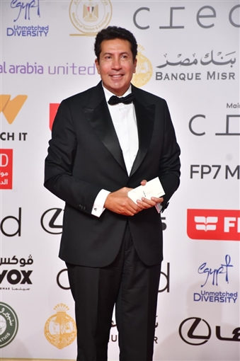 ليلى علوي ودرة وسلمى أبو ضيف وجومانا مراد بين حضور حفل افتتاح مهرجان القاهرة السينمائي الدولي