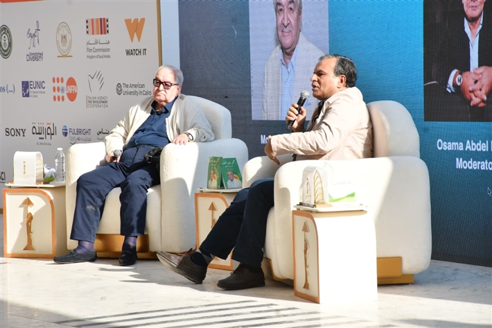 حسين فهمي ولبلبة وإلهام شاهين بين حضور ندوة محمد عبد العزيز في مهرجان القاهرة السينمائي