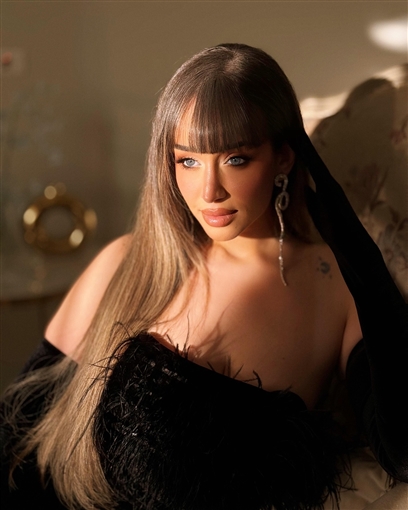 23 تصريحا لـ فرح الزاهد في من إمبارح للنهاردة : منة شلبي كتلة موهبة وهنا الزاهد الجمال وطلعت زكريا كا أبويا الثاني نفسي أقدم برنامج في الراديو