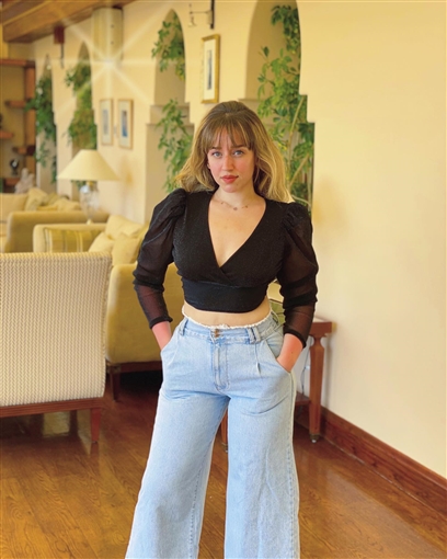 23 تصريحا لـ فرح الزاهد في من إمبارح للنهاردة : منة شلبي كتلة موهبة وهنا الزاهد الجمال وطلعت زكريا كا أبويا الثاني نفسي أقدم برنامج في الراديو