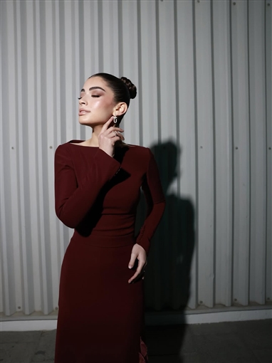 ليلى أحمد زاهر وأمينة خليل وجيسيكا حسام بين حضور عرض أزياء رامي قاضي