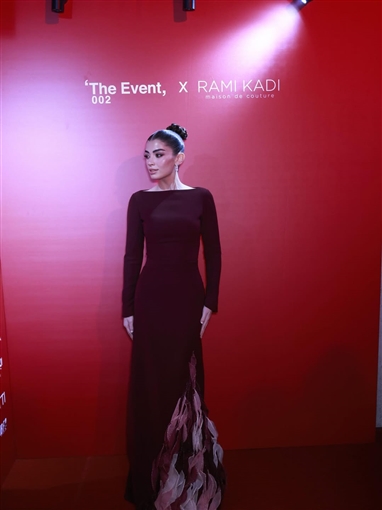 ليلى أحمد زاهر وأمينة خليل وجيسيكا حسام بين حضور عرض أزياء رامي قاضي