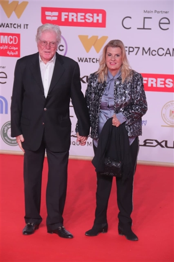 خالد النبوي ويسرا وحسين فهمي يحضرون عرض فيلم المهاجر بمهرجان القاهرة السينمائي