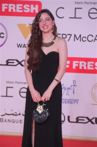 خالد النبوي ويسرا وحسين فهمي يحضرون عرض فيلم المهاجر بمهرجان القاهرة السينمائي