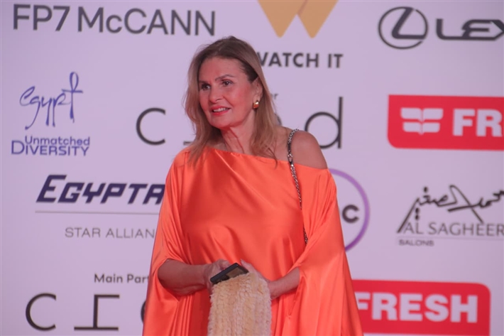 خالد النبوي ويسرا وحسين فهمي يحضرون عرض فيلم المهاجر بمهرجان القاهرة السينمائي