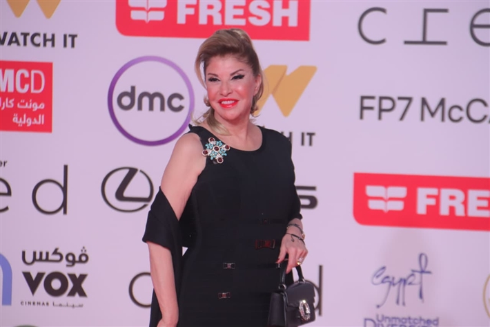 خالد النبوي ويسرا وحسين فهمي يحضرون عرض فيلم المهاجر بمهرجان القاهرة السينمائي