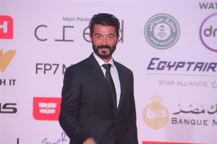 خالد النبوي ويسرا وحسين فهمي يحضرون عرض فيلم المهاجر بمهرجان القاهرة السينمائي